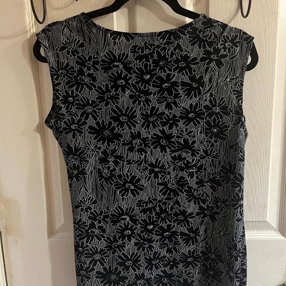 Banana Republic blouse - Picture 4 of 4